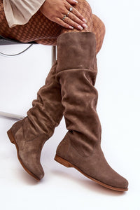 Thigh-Hight Boots Step in style