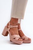 Heel sandals Step in style