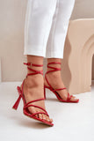 Heel sandals Step in style