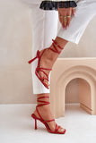 Heel sandals Step in style