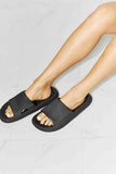 MMShoes Arms Around Me Open Toe Slide in Black - Ajonjolí&Spice33 Bazaar