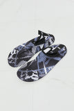 MMshoes On The Shore Water Shoes in Black Pattern - Ajonjolí&Spice33 Bazaar